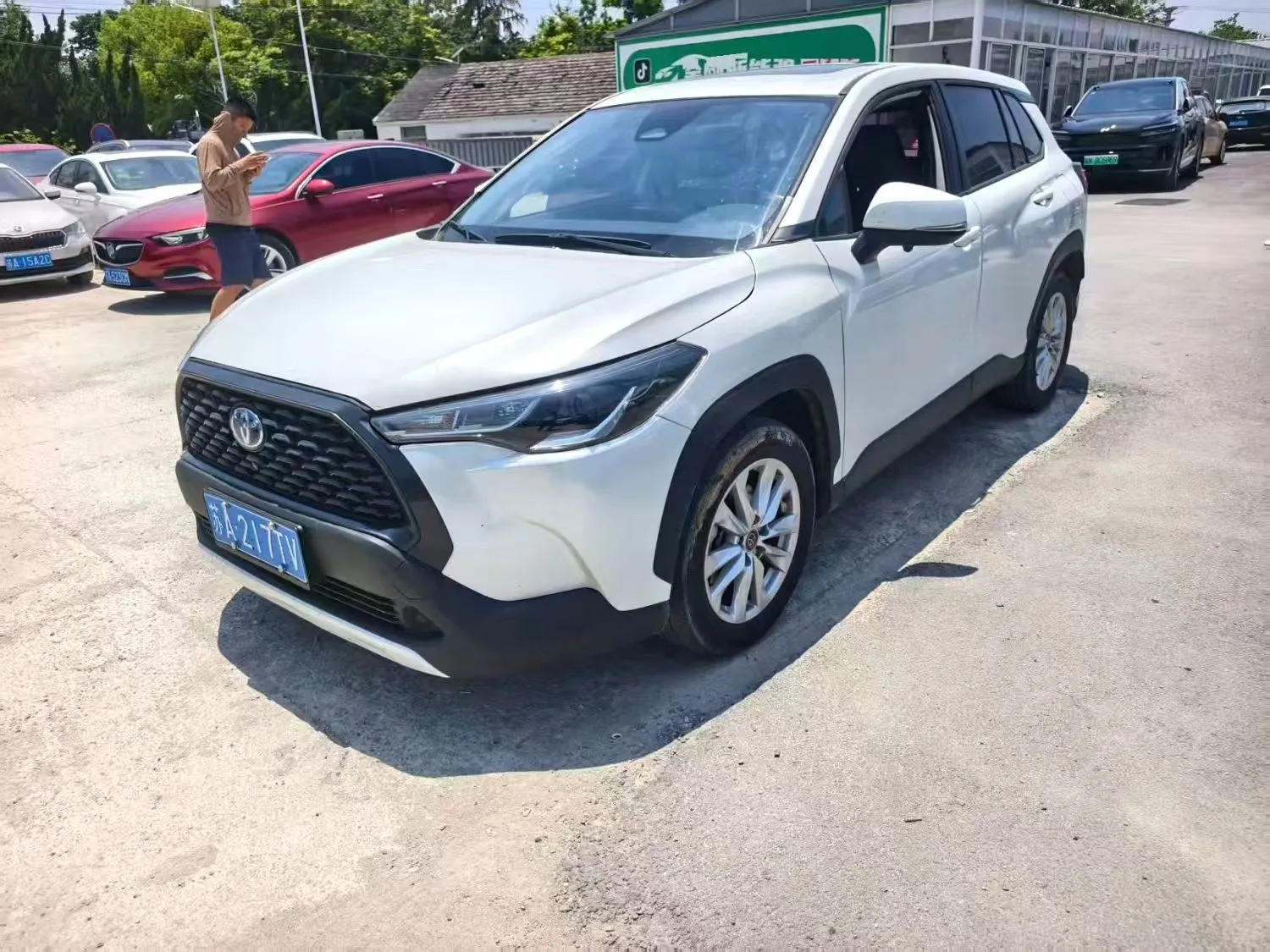 TOYOTA Corolla Cross Hybrid