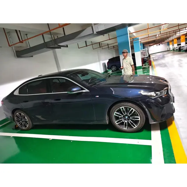 BMW 530Li 530Li 2025 48V 2.0T Leading M Sport Automatic