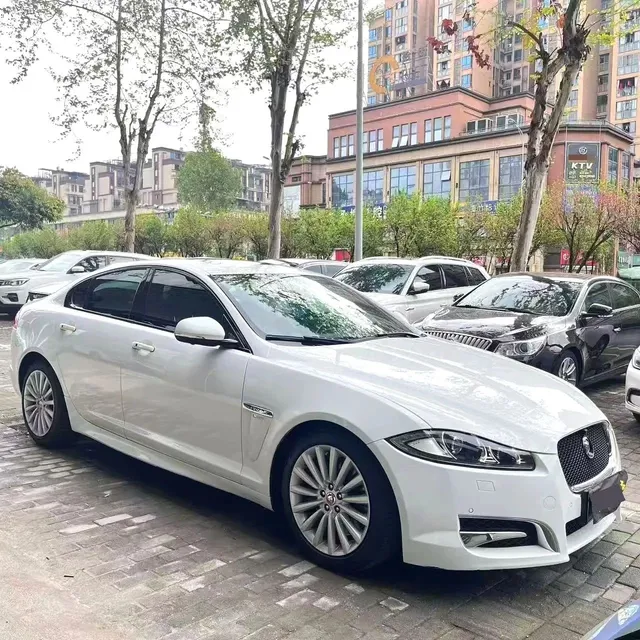Jaguar XF 2015