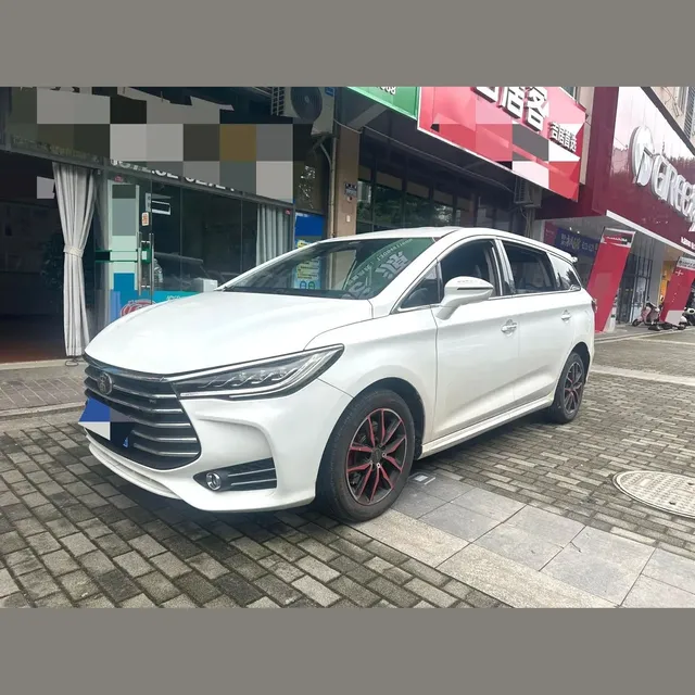 BYD Song MAX 2017