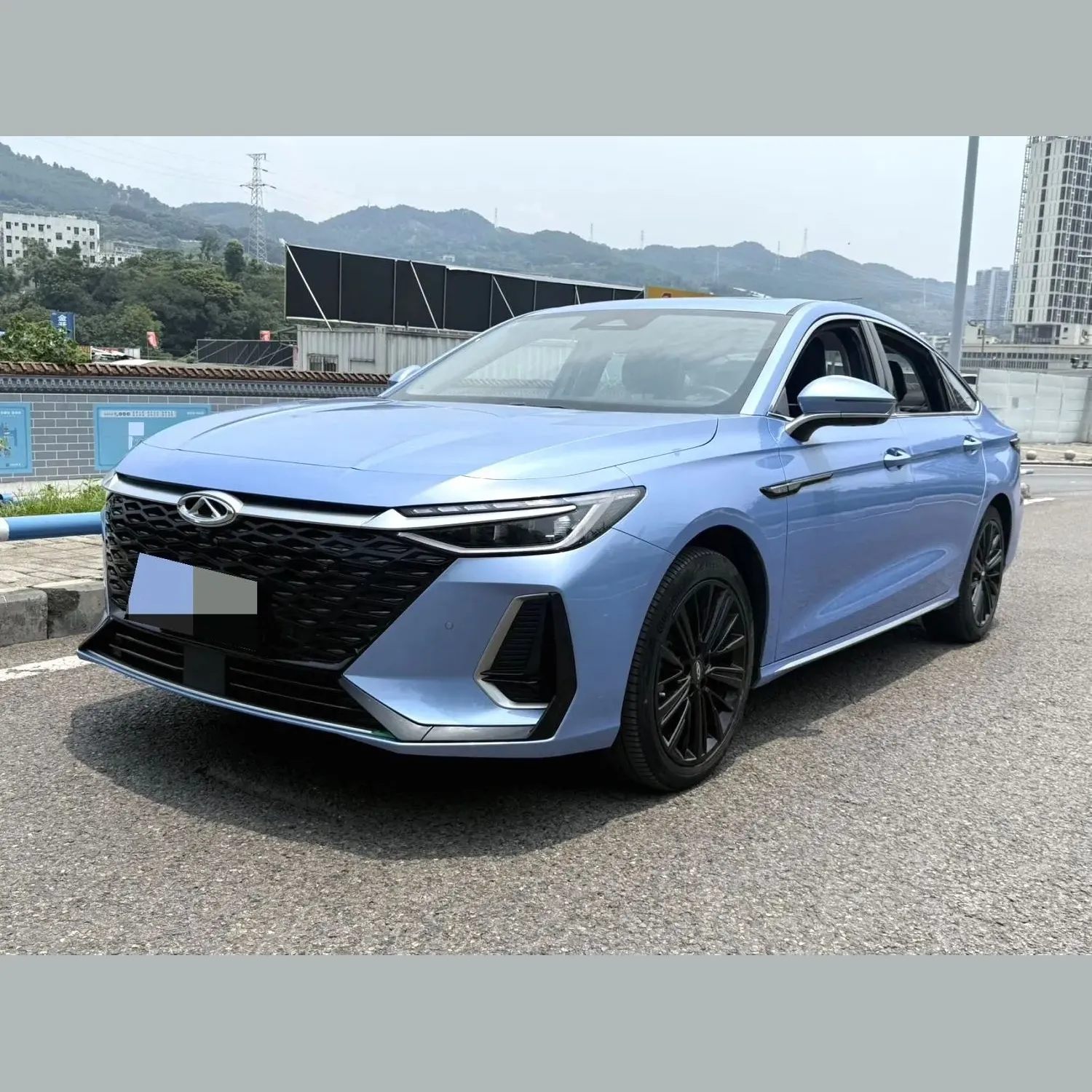 Chery Arrizo 8