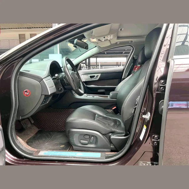 Jaguar XF 2016